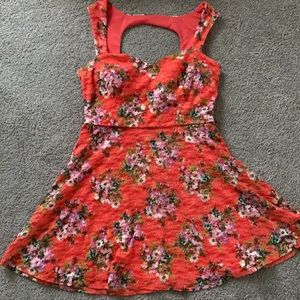 Womens sz14 floral lace cut out dress